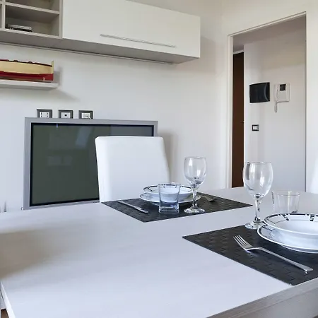 Italianway Easy - Piazza Firenze 4 Apartament