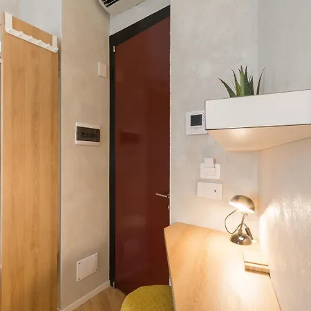 Duomo Deluxe Guest house Milan