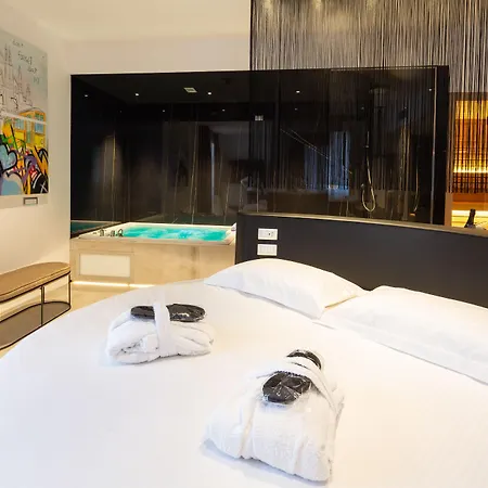 The Corner Duomo 4* Milano