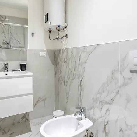 Italianway - The B Village New