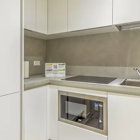 Italianway - The B Village New Apartment *