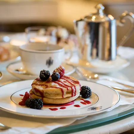 Отель Portrait - Lungarno Collection