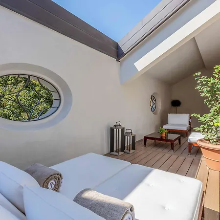 Отель Portrait - Lungarno Collection Милан