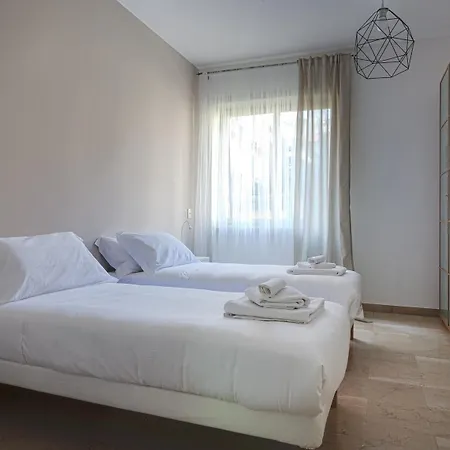 Youhosty - Copernico 47 * Milaan