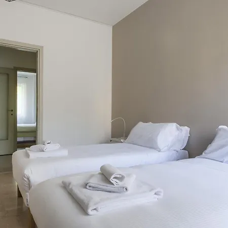 Youhosty - Copernico 47