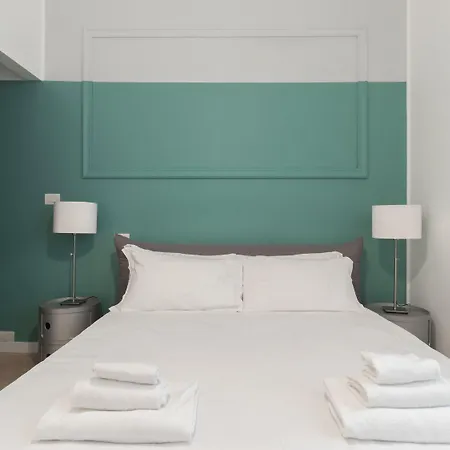 Garigliano 8 * Милан