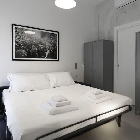 Apartman Italianway - Piazza Niccolo Tommaseo 2a Milánó