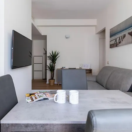 Italianway Easy - Favretto 13 Apartmán *