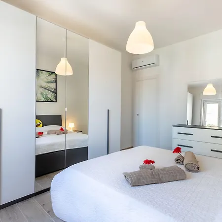 Apartament Alessia's Flat - 3 Mediolan