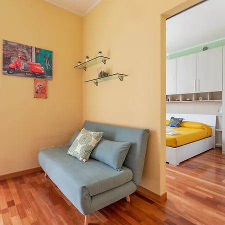 Savona District Terrace Flat Apartment Milan
