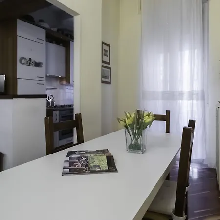 Dupre 5 Milánó