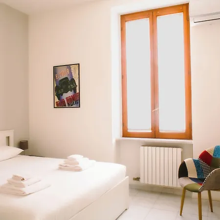 Lägenhet Farini 6 Milano