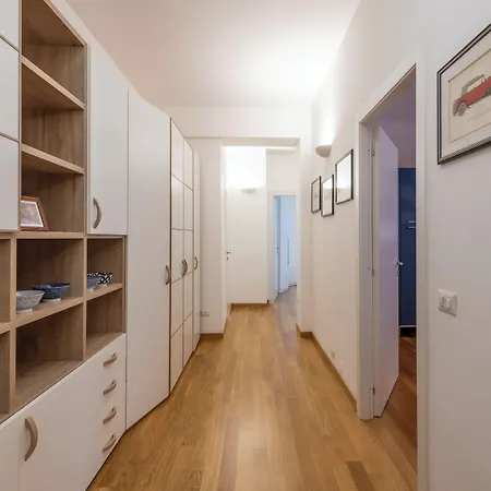 Apartment Bnbutler - Strigelli, 13 - Accogliente Bilocale Con Balcone Mailand