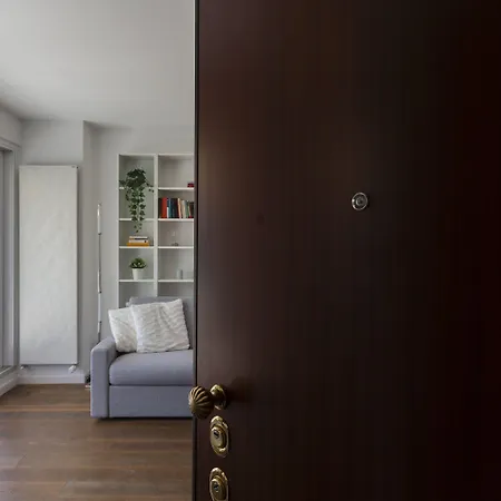 公寓 Edolo Terrace