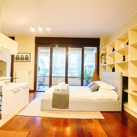 Apartment Citylife Prime With Big Terrace