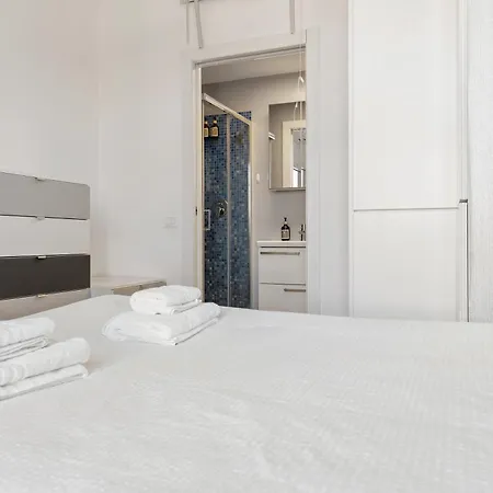 Baroni D - Free Private Parking And A-c * Milaan