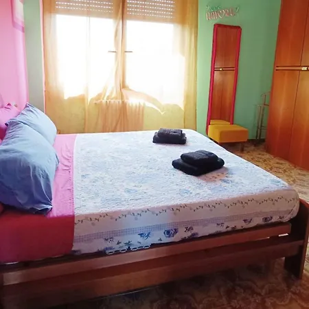 Yellow Submarine شقة *