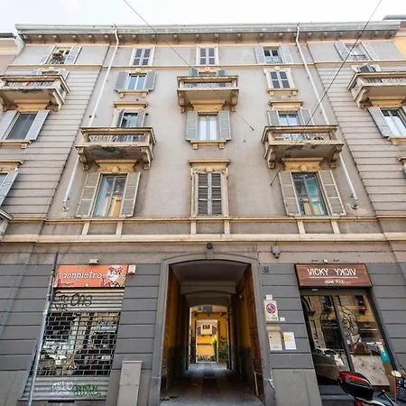 Quiet In The Heart Of Navigli - B דירה *