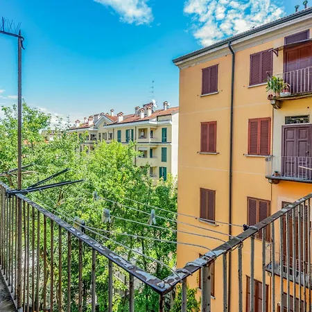 Apartamento Navigli Via Pavia 4 Pax -wifi *