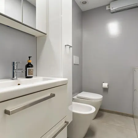Appartement Baroni D - Free Private Parking And A-c