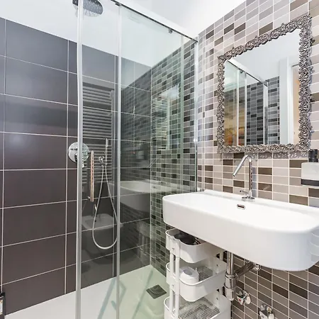 Republic Luxury Loft Lägenhet *