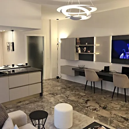Solari Luxury Flat Apartmán *