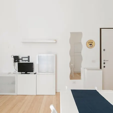 Lodi Moderno E Accogliente Bilocale * Milano