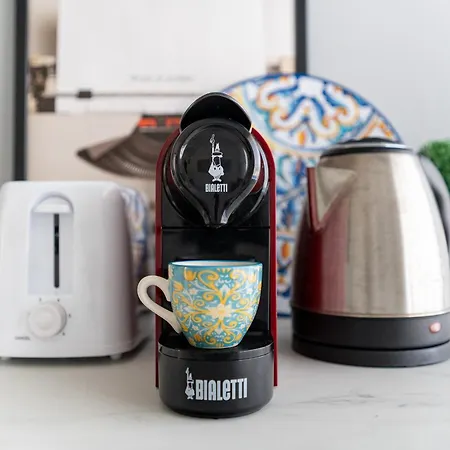 Baroni D - Free Private Parking And A-c Milaan