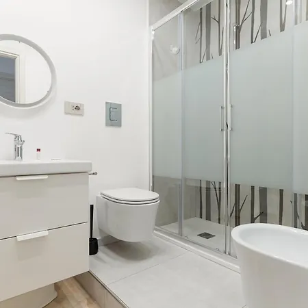 Appartement Guesthost - Bright Near Mm1 Turro