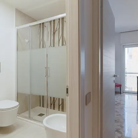 Guesthost - Bright Near Mm1 Turro * Milaan