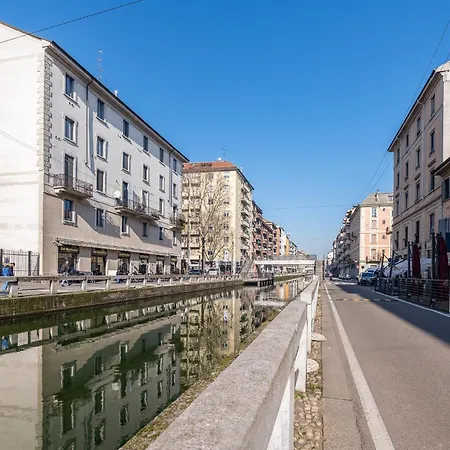 Cozy Studio Apt In The Heart Of Navigli - 10Min Duomo Daire Milano