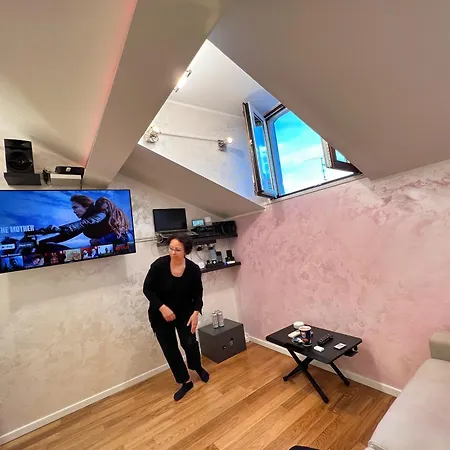 Gold Medal Olympic - Romantic 15min Walk To Duomo Via Brera & Nightlife Mailand