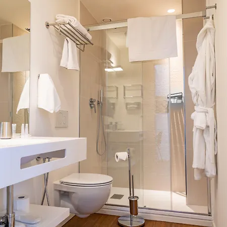 아파트 Ariosto Social Club *