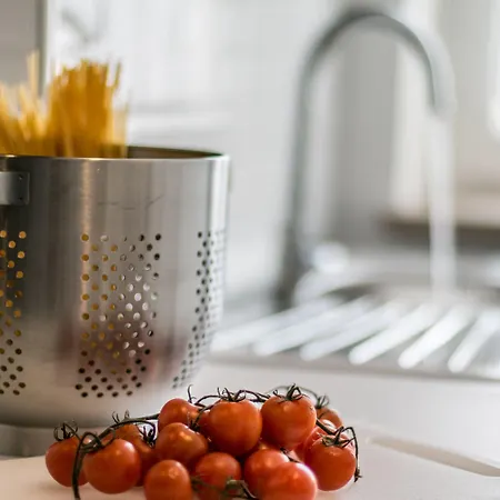 Apartment Joivy Modern 1-bed Flat With Balcony In Portello