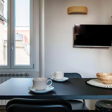 Joivy Stylish Flat, 5-minute Metro Trip To Centre * 米兰