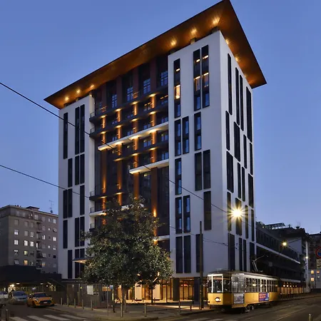 Verticale | Esperienze 호텔 4*