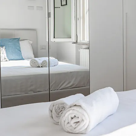 Joivy Sublime Flat With Balcony Apartament Mediolan