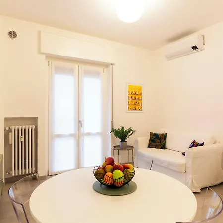 Brenta Floor - Mm3 Yellow Line Милан