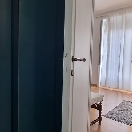 Joivy Contemporary 1-bed Near Duomo Di