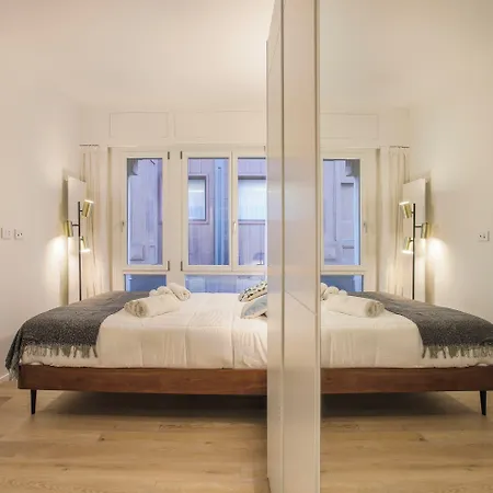 Repubblica I-hosted By Sweetstay Milaan