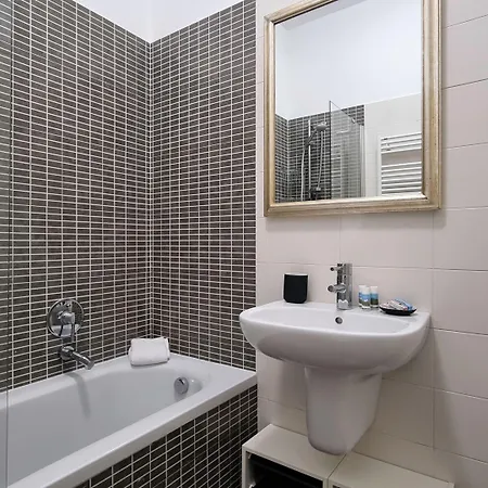 Italianway Easy - Sarpi 10 B Apartament