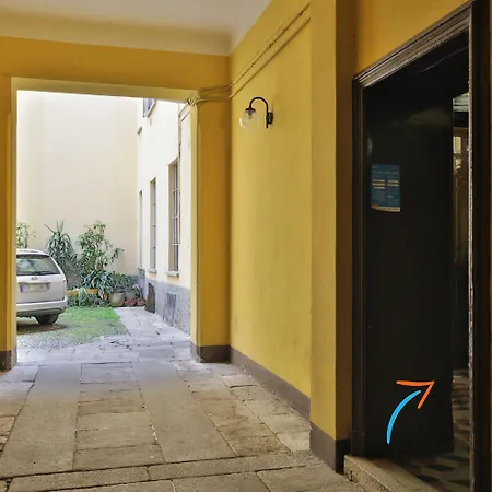 Happy - Naviglio Grande