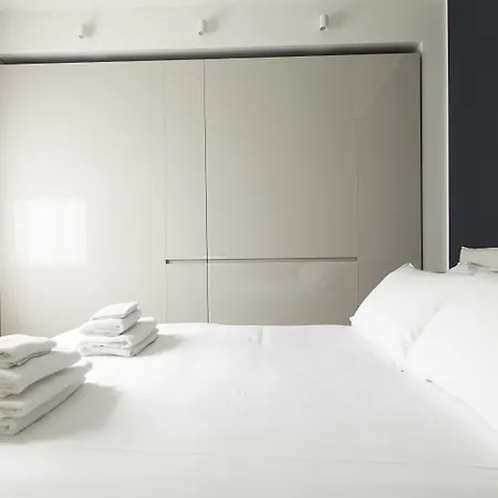 Italianway - Transiti 20 Milan