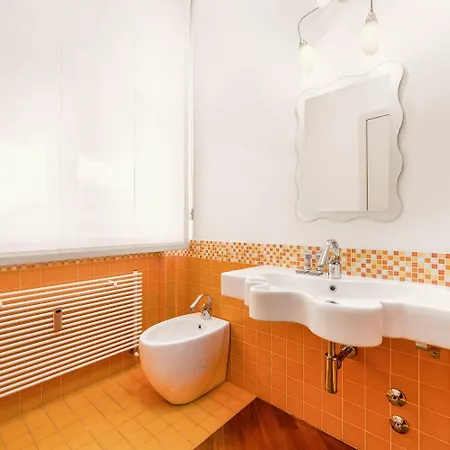 Adv Apartament Mediolan