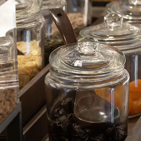 Courtyard By Marriott Linate ميلان