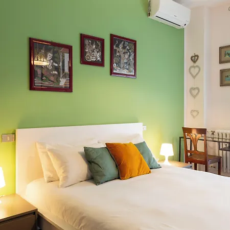 Trendy Corner - Fashion District *