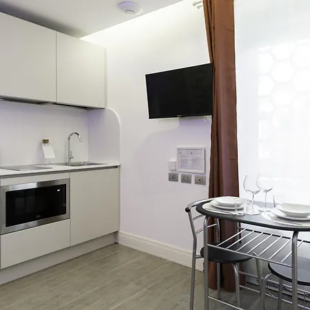 Italianway - Corso Venezia 7 *