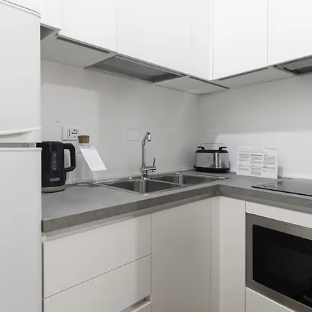 Italianway Comfort - Della Palla 5 Mediolan