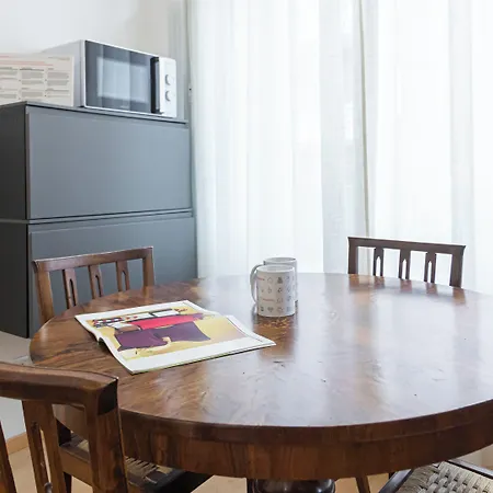 Italianway - Masaccio 18 B * Milano