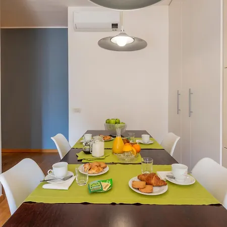 Elegant Self Check-in Metro To Duomo 12 Apartament *